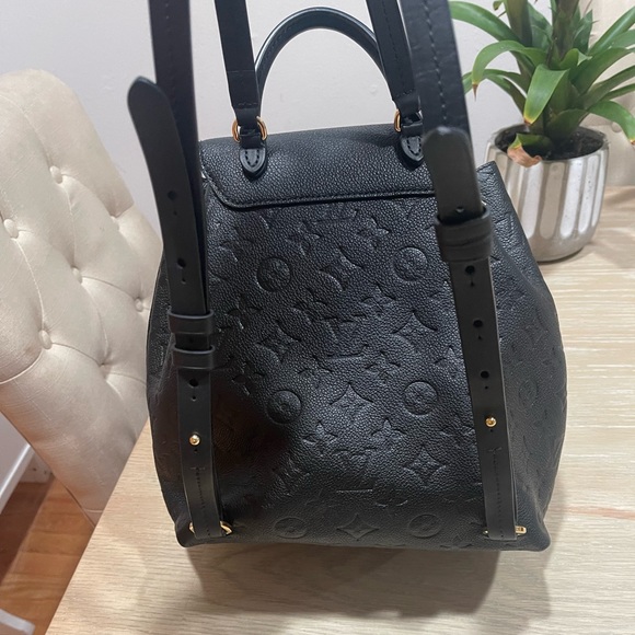 Perfect condition Montsouris Louis Vuitton backpack! - Picture 7 of 7